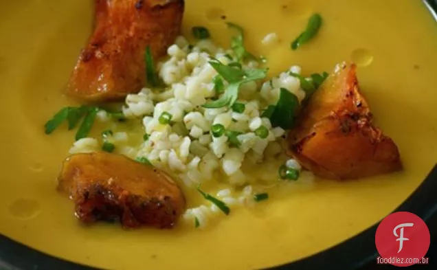 Abóbora Assada Cominho E Sopa De Trigo Rachada