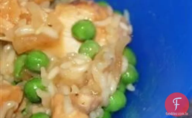 Caçarola de frango e arroz deliciosa e fácil