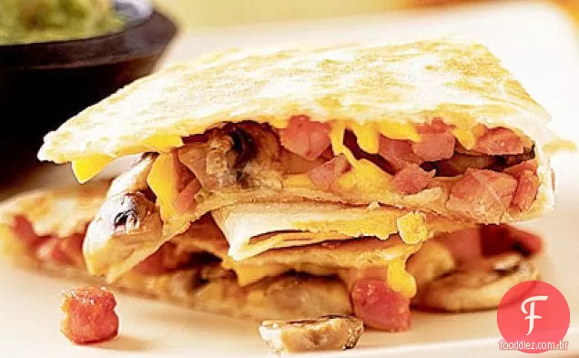 Quesadillas de presunto e cogumelo