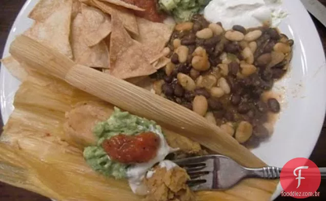 Chouriço Picante E Tamales De Milho Doce