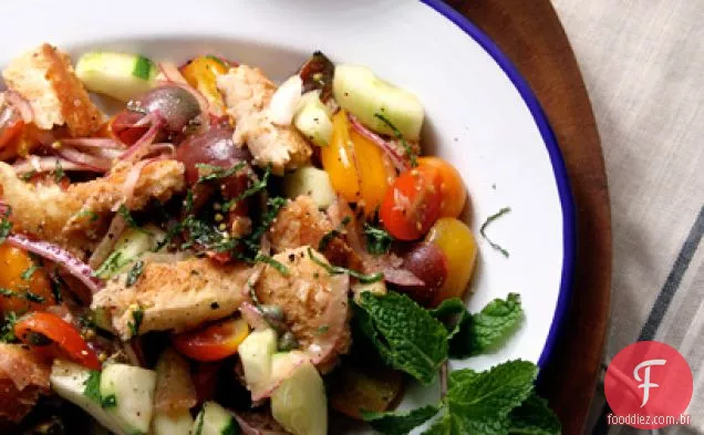Panzanella Com Anchova E Hortelã