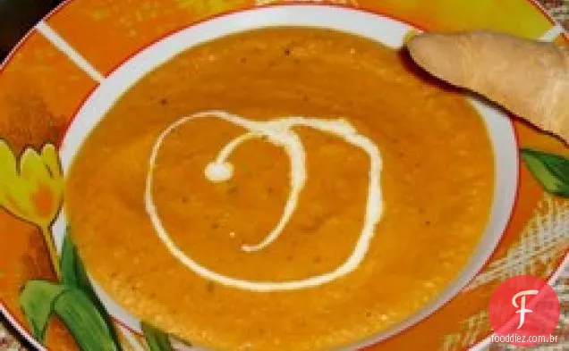 Sopa de cenoura e coentro