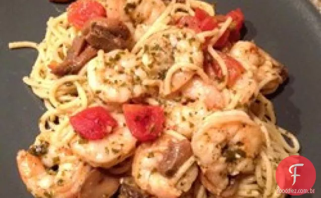 Macarrão Com Camarão Alho