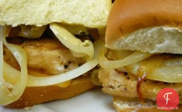 Bar Filhotes - Blackened Frango Sliders