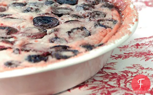 Clafouti de cereja fresca com amêndoas