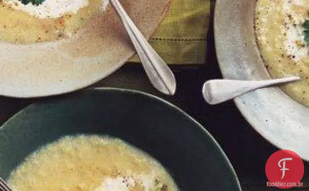 Sopa de milho branco doce de Joan Munson com receita de purê de Poblano