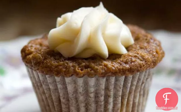 Cupcakes Básicos De Cenoura