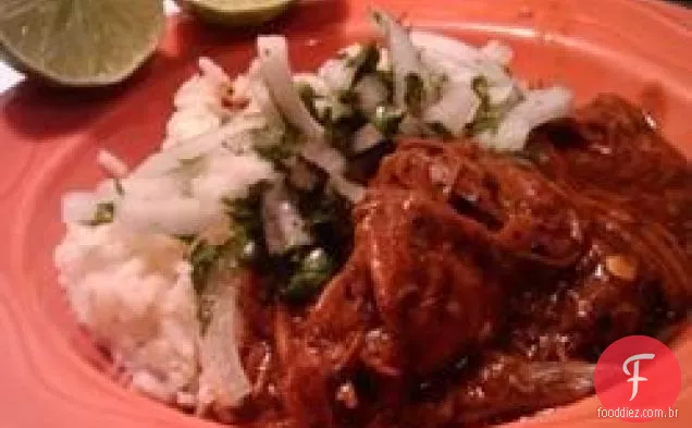 Toupeira de frango com quatro Chiles