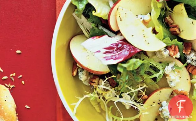 Salada De Queijo De Pêra-Cabra
