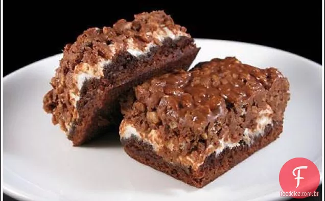 Fácil Manteiga De Amendoim Marshmallow Krispie Coberto Brownies