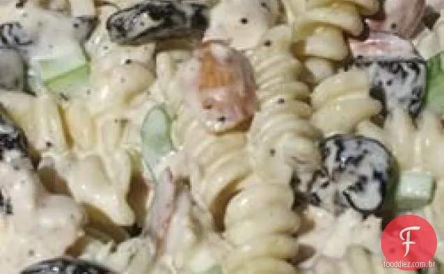 Salada De Macarrão Com Frango Cereja