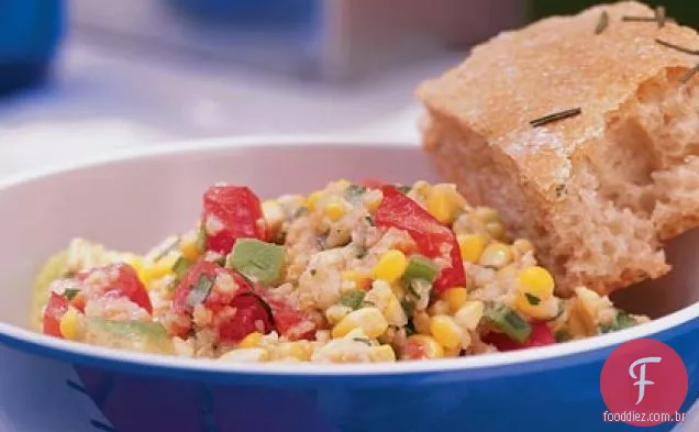 Salada de milho com milho doce e abacate