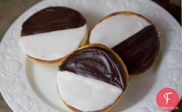Biscoitos em preto e branco inspirados em Zabar's