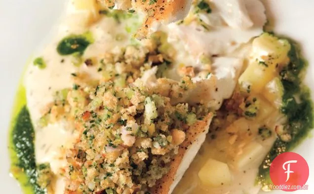 Bacalhau preto com sopa de erva-doce e Panzanella de ostra defumada