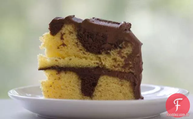 Bolo De Mármore Da Mistura Aumentada Do Bolo