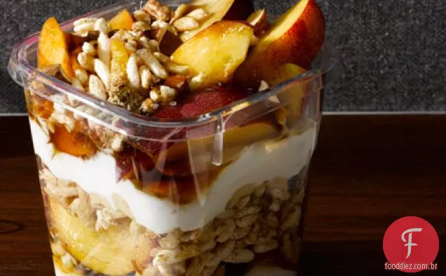 Iogurte Grego Fruta Parfait
