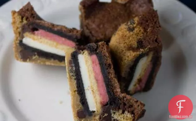 Chocolate Napolitano Chip Oreo Brownie Bars