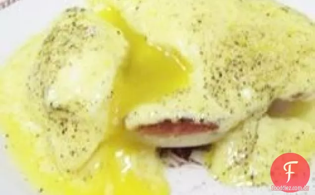 Ovos rápidos e fáceis Benedict