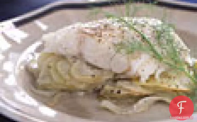Caçarola de bacalhau, batata e erva-doce