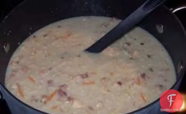Sopa de arroz selvagem de frango II