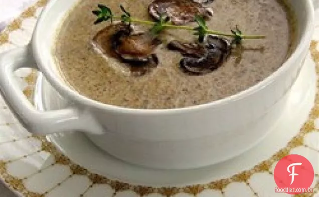 Sopa cremosa de cogumelos do Chef John