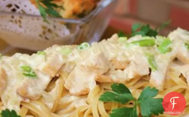 Frango cremoso em Linguine