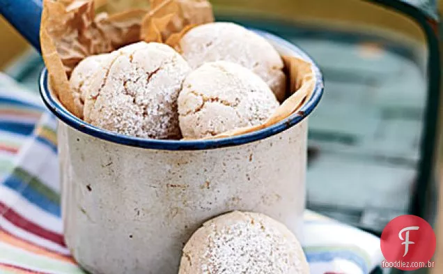 Biscoitos De Canela E Amêndoa