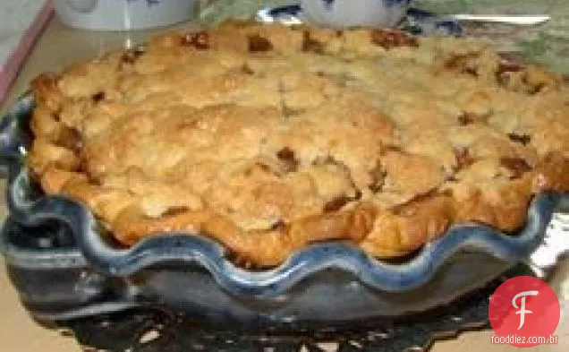 Torta De Maçã Embrulhada Em Papel