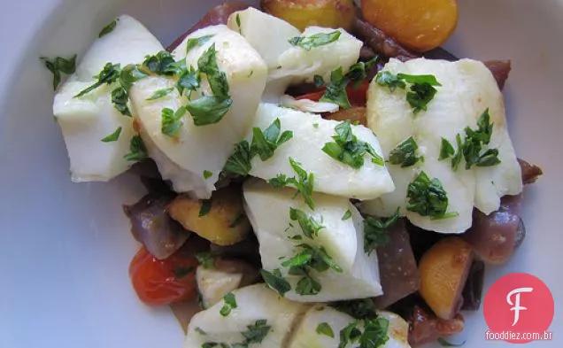 Filetes De Pregado Cozidos No Vapor Com Batatas E Nabos