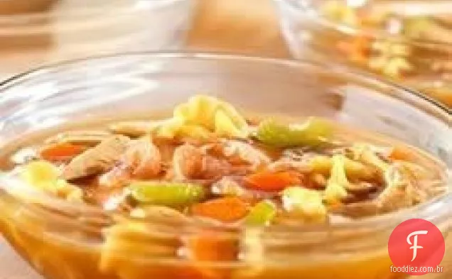 Frango assado Swanson® com sopa de cebola caramelizada