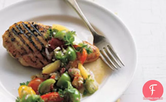 Frango grelhado com molho Tomatillo-tomate