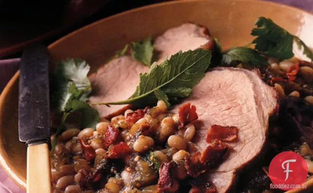 Tomatillo-lombo de porco refogado com feijão branco e Bacon