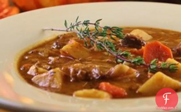 Ensopado De Carne Do Norte Da Itália