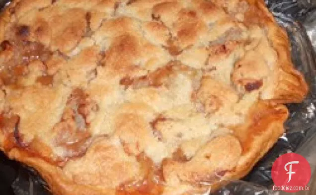 Torta de maçã embrulhada em papel II
