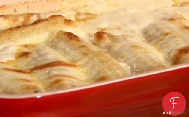 Maniladas com queijo branco e molhos Tomatillo torrados