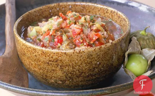 Salsa fumada de tomate e Tomatillo
