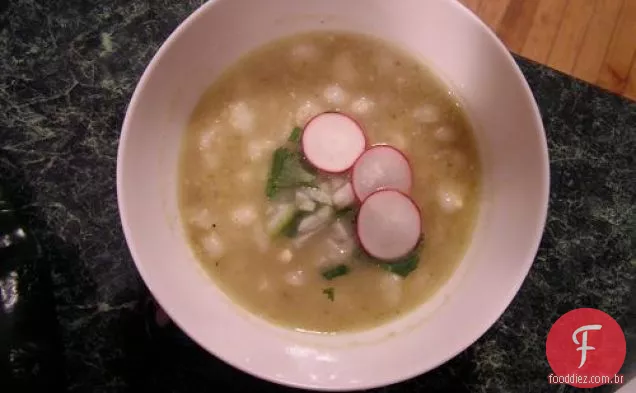 Jantar esta noite: Pozole Verde sem carne (sopa de canjica)