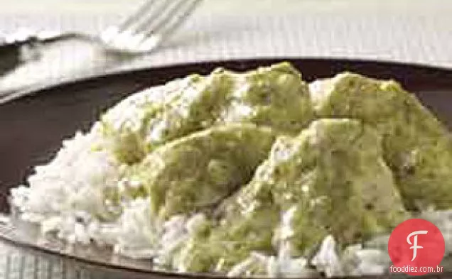 Frango em molho Tomatillo