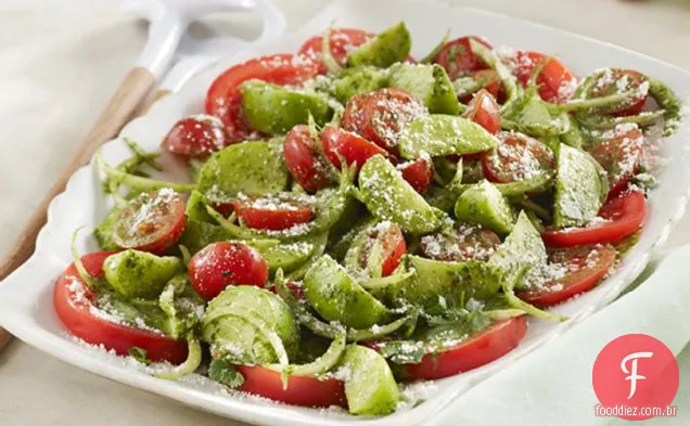 Salada De Tomate Fresco E Tomatillo