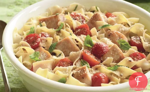 Massa Italiana De Frango E Tomate