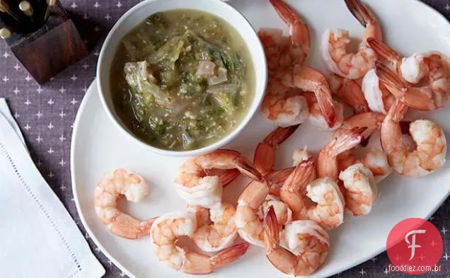 Coquetel de camarão com Tomatillo-molho de rábano