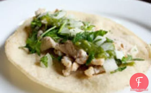 Jantar Hoje À Noite: Tacos De Porco Com Poblano E Salsa Tomatillo