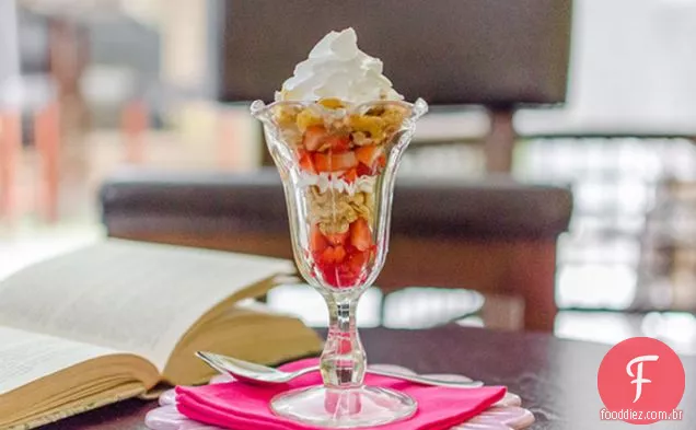 Berry Crunch Parfait