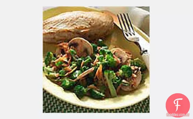 Salada De Brócolis E Cenoura