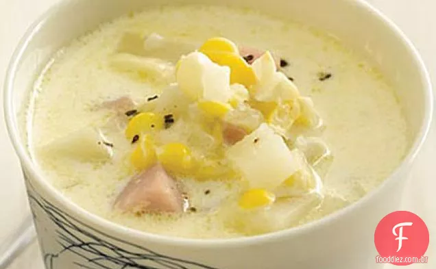 Sopa de presunto e milho esfumaçada