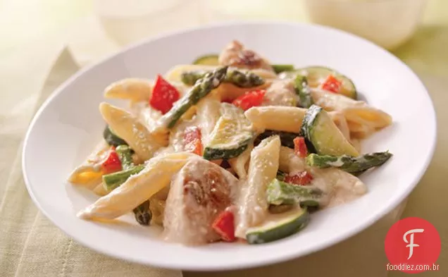 Frango Cremoso Penne com legumes