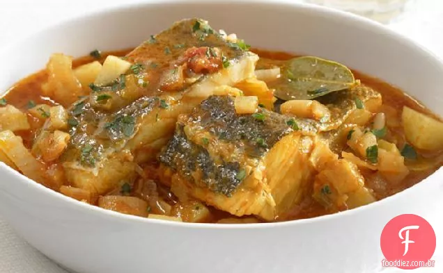 Sal Bacalhau refogado com legumes