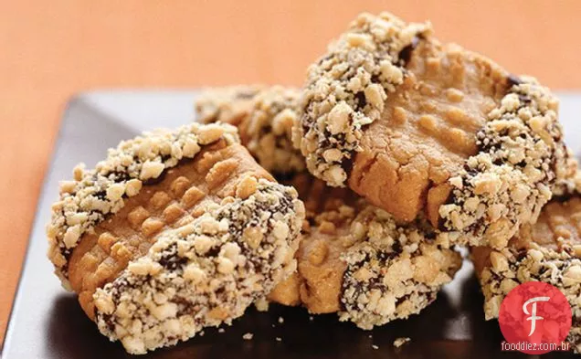 Biscoitos Fáceis De Manteiga De Amendoim Com Molho De Chocolate