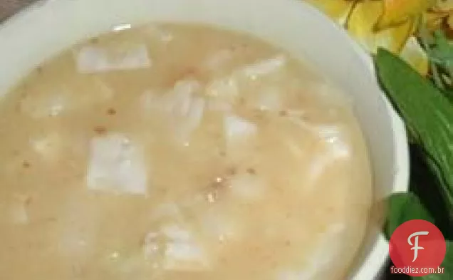 Sopa de batata, pastinaga e repolho