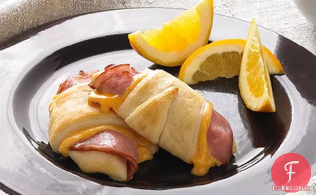 Presunto quente e queijo Roll-Ups
